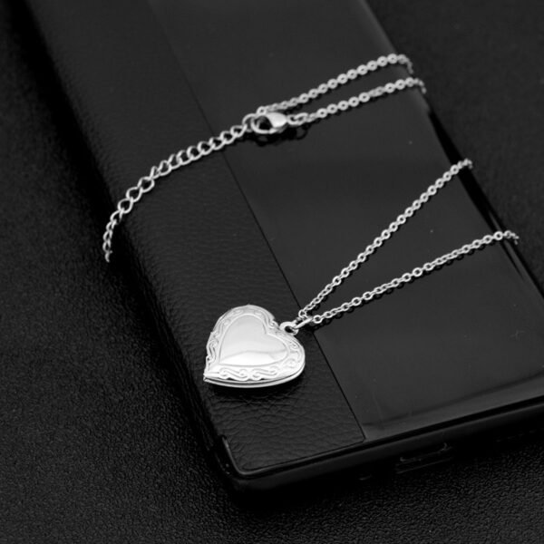 Vintage Silver Heart Locket Necklace – Engraved Photo Pendant 💖📸 - Image 2