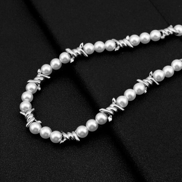 Edgy Barbed Wire Pearl Choker – Punk & Gothic Statement Necklace 🖤✨
